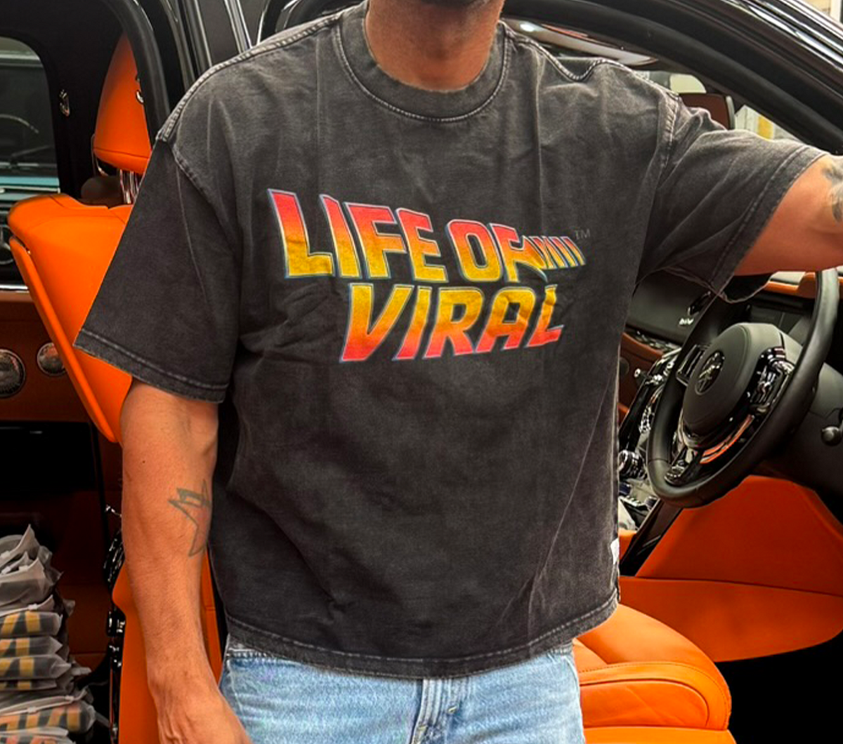 Back to the Viral LOV Boxy Tee